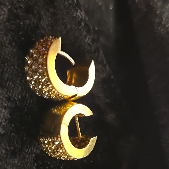 Elegant Gold 18k Stamped 4 Rows Micropave Diamond Huggies - Picture 2 of 5